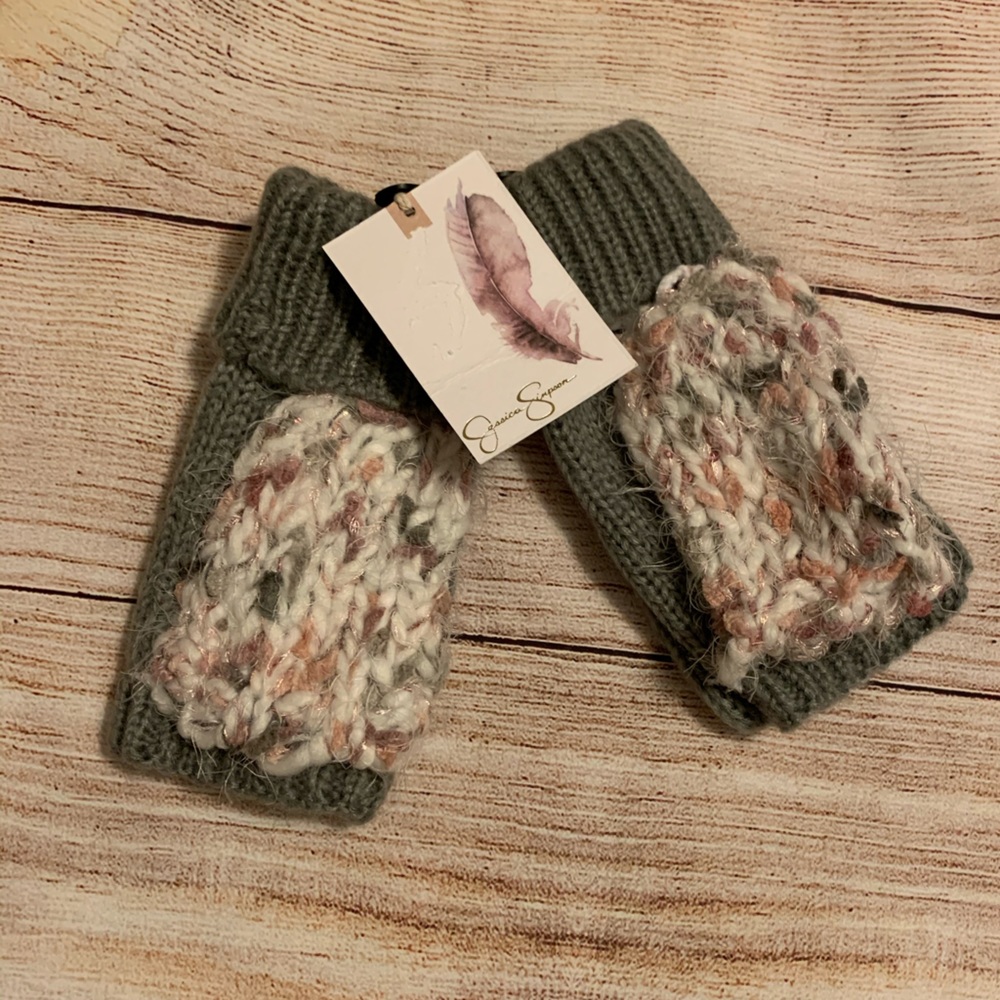 Jessica Simpson mittens
